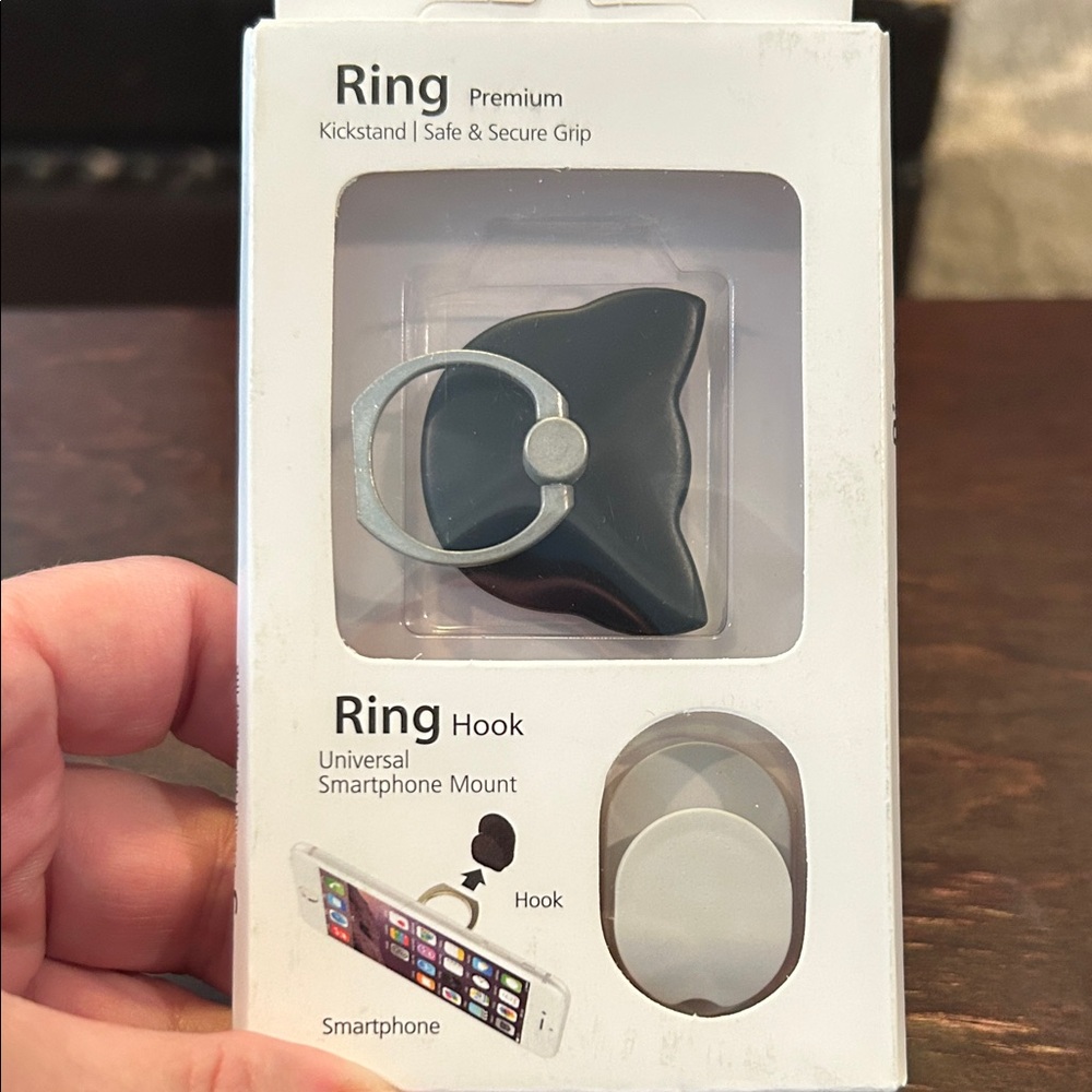 NWT.  Ring Premium Kickstand and Smartphone Mount - Black and Silver Cat Shape